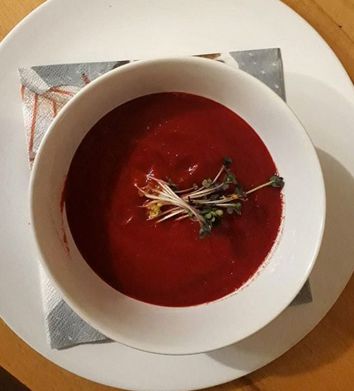 Herzhafte Karotten-Rote-Rübe-Suppe von Theresa Weinberger